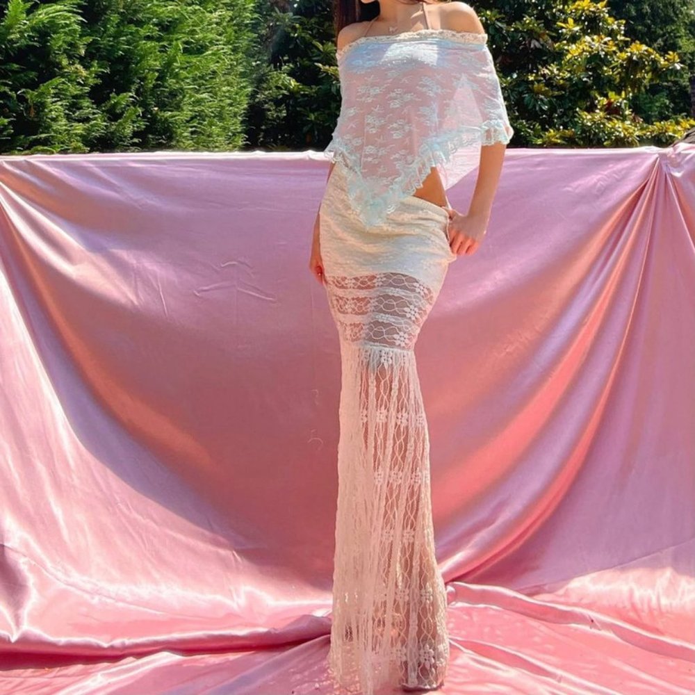 Handmade Lace & Silk Light Blue Dainty Poncho